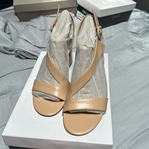 Light pink/beige Nine West heels
